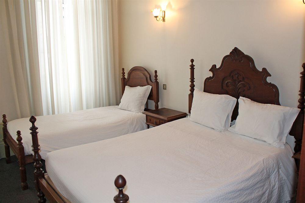 Lunar Guest House Porto Exterior photo
